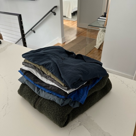 Lululemon Men’s Collared Shirt - Picture 13 of 14